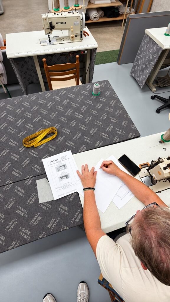 Taller de fabricación de cabeceros REM
